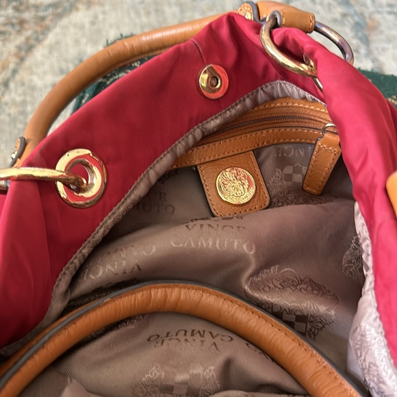 Vince Camuto cloth and leather maroon handbag snap closure inside zipper15 by 11 - Picture 8 of 10